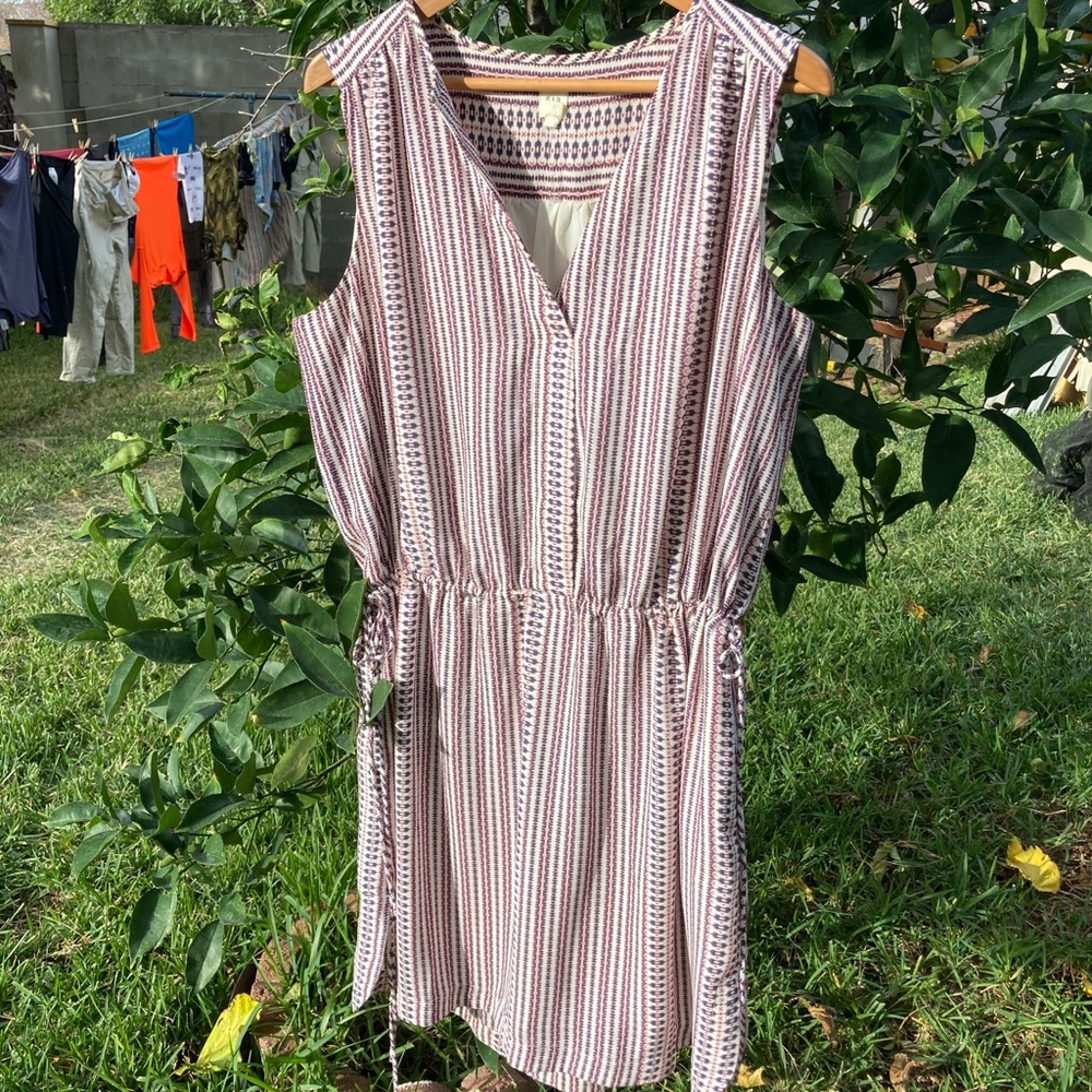 Sleeveless dress
